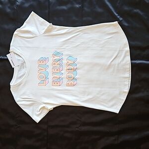 Brand New Love Every Body Tee Size Small
